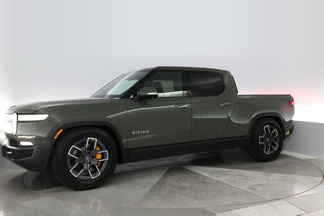 2022 Rivian R1T — photo 13 of 31