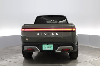 2022 Rivian R1T — photo 11 of 31