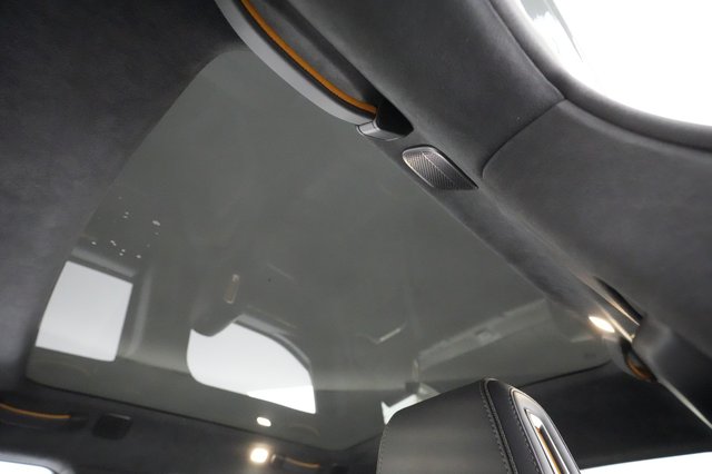 2022 Rivian R1T — photo 26 of 31
