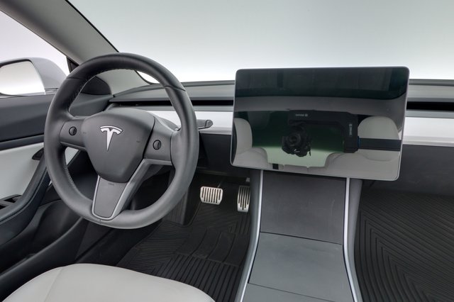 2019 Tesla Model 3 — photo 20 of 24