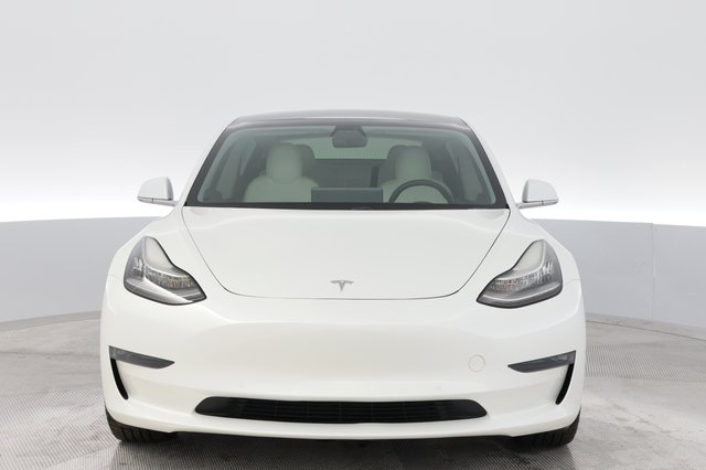 2019 Tesla Model 3 — photo 9 of 24