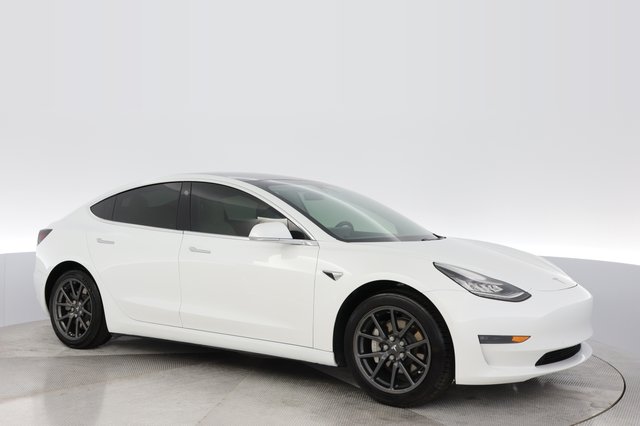 2019 Tesla Model 3 — photo 11 of 24