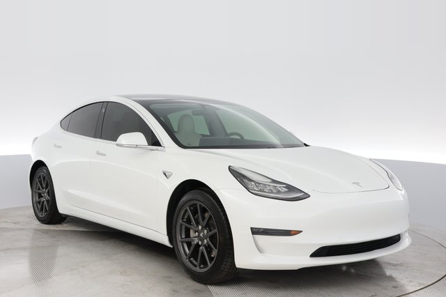 2019 Tesla Model 3 — photo 10 of 24