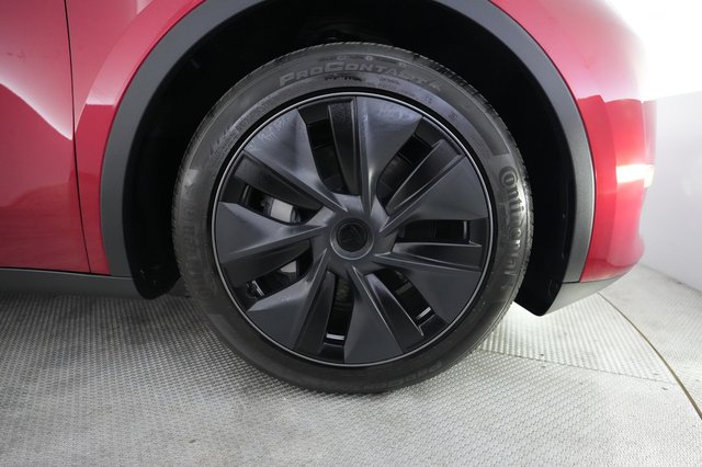 2024 Tesla Model Y — photo 16 of 22