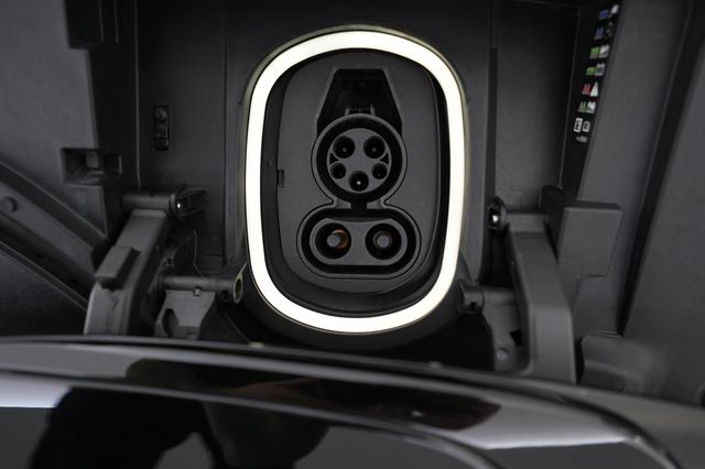 2024 Chevrolet Blazer EV — photo 8 of 24