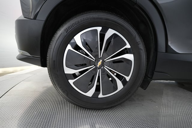 2024 Chevrolet Blazer EV — photo 16 of 24