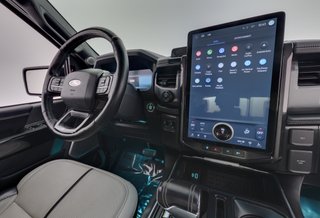 2023 Ford F-150 Lightning — photo 14 of 22