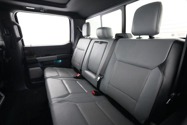 2023 Ford F-150 Lightning — photo 13 of 19