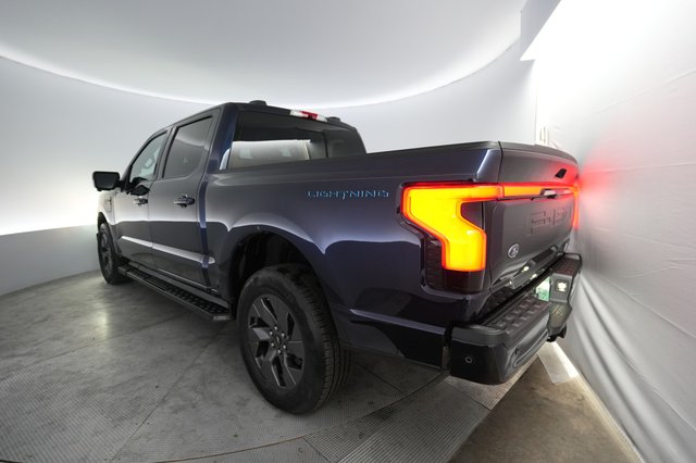 2023 Ford F-150 Lightning — photo 2 of 19