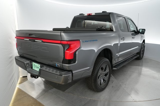 2023 Ford F-150 Lightning — photo 2 of 17