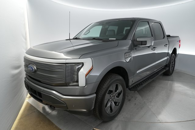 2023 Ford F-150 Lightning — VIN 1FTVW1ELXPWG02716