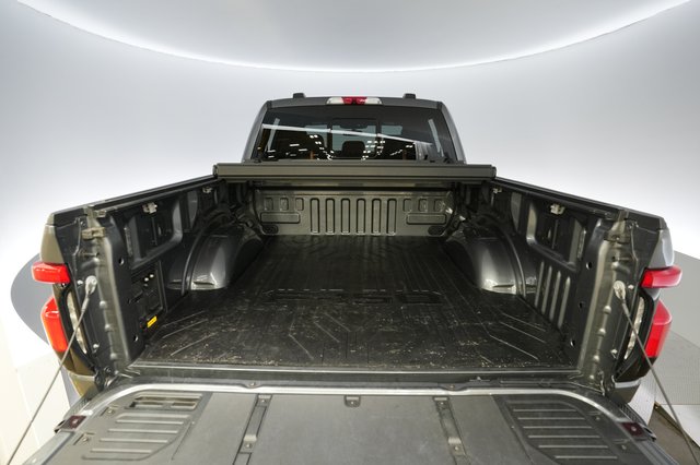 2023 Ford F-150 Lightning — photo 6 of 17