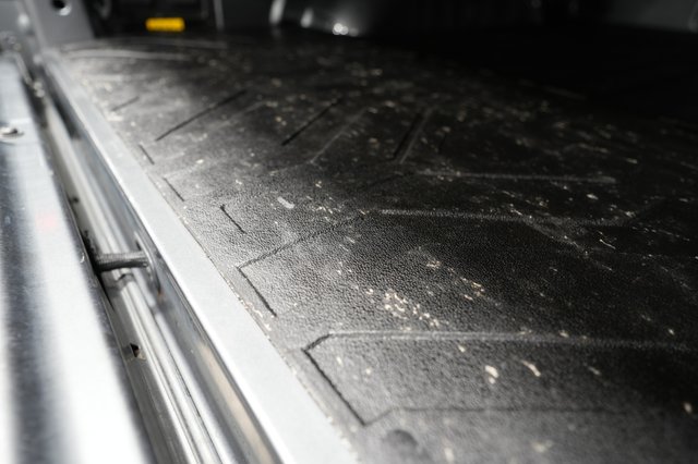 2023 Ford F-150 Lightning — photo 16 of 17