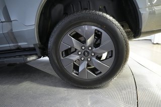 2023 Ford F-150 Lightning — photo 11 of 21