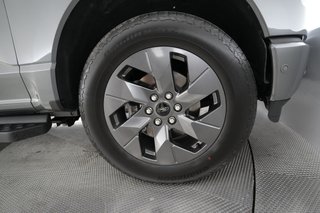 2023 Ford F-150 Lightning — photo 9 of 21