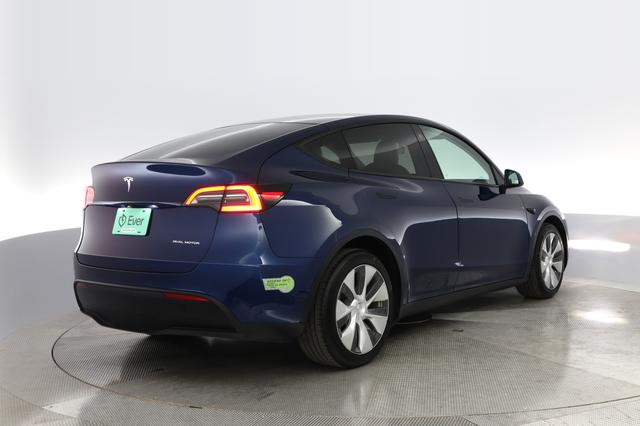 2021 Tesla Model Y — photo 10 of 29
