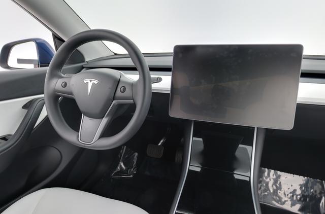 2021 Tesla Model Y — photo 3 of 29