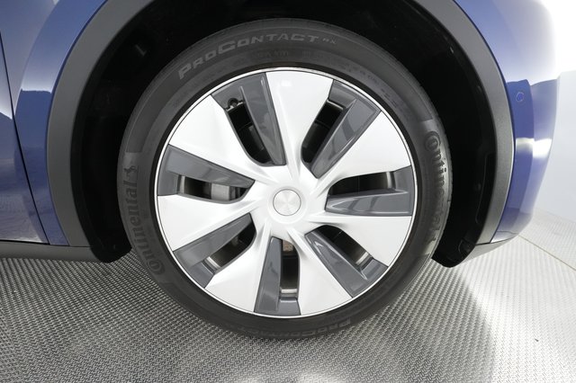 2021 Tesla Model Y — photo 16 of 29