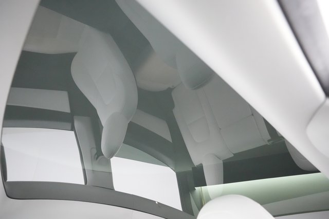 2021 Tesla Model Y — photo 25 of 29