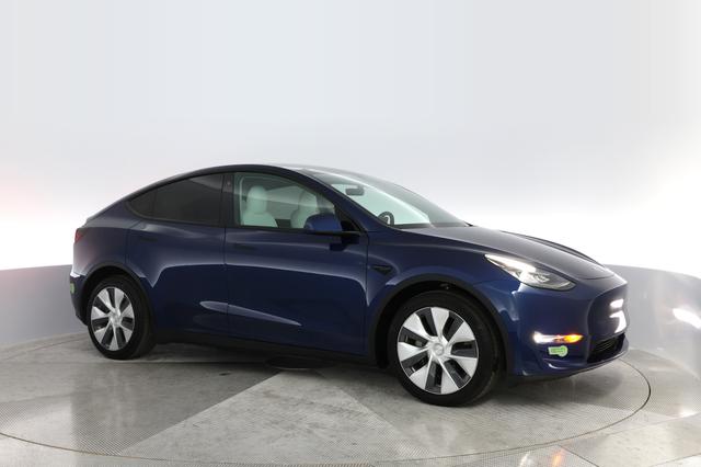 2021 Tesla Model Y — photo 9 of 29