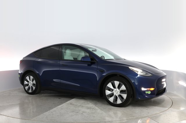 2021 Tesla Model Y — photo 9 of 29