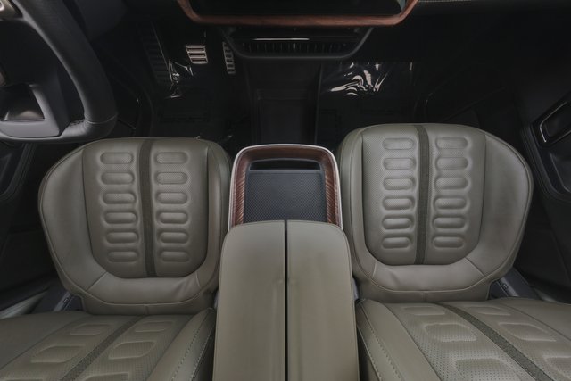 2023 Rivian R1T — photo 22 of 26
