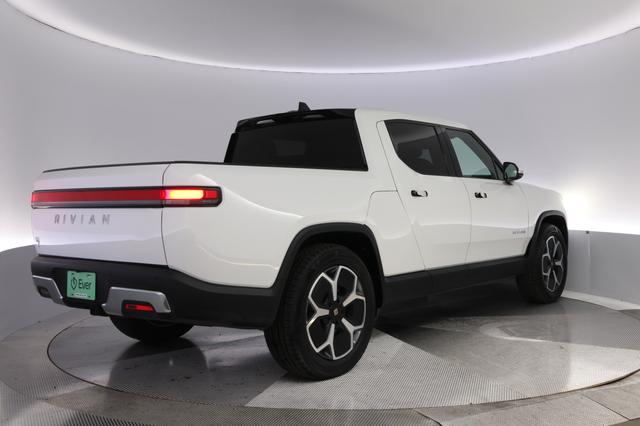 2023 Rivian R1T — photo 2 of 25