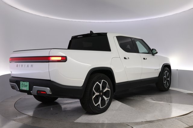 2023 Rivian R1T — photo 2 of 25