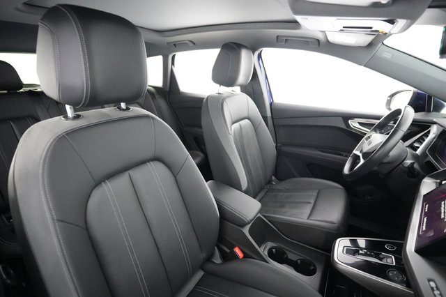 2023 Audi Q4 e-tron — photo 18 of 20