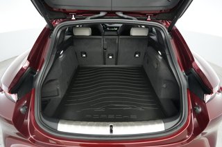 2023 Porsche Taycan — photo 6 of 24