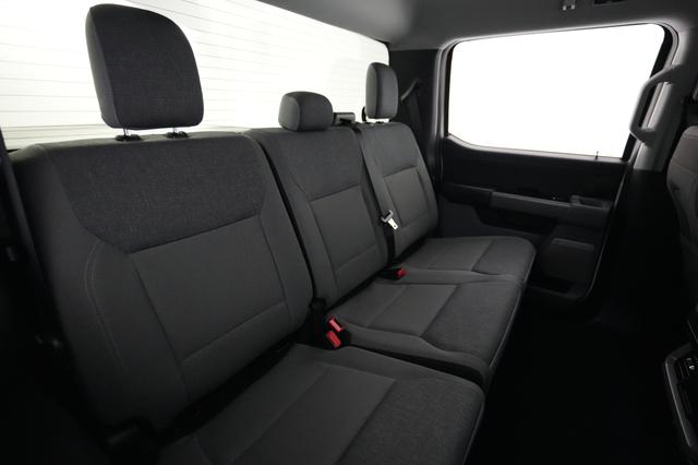 2024 Ford F-150 Lightning — photo 4 of 20