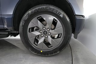 2024 Ford F-150 Lightning — photo 11 of 20