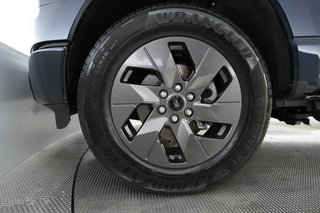 2024 Ford F-150 Lightning — photo 7 of 20