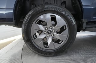 2024 Ford F-150 Lightning — photo 10 of 20