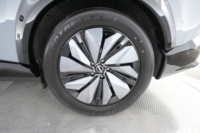 2023 Nissan Ariya — photo 15 of 25