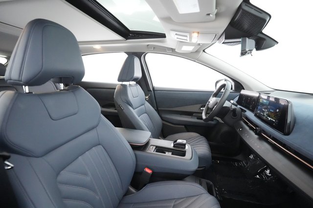 2023 Nissan Ariya — photo 20 of 25