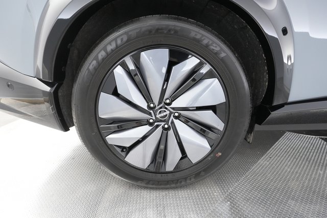 2023 Nissan Ariya — photo 17 of 25
