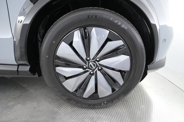 2023 Nissan Ariya — photo 16 of 25