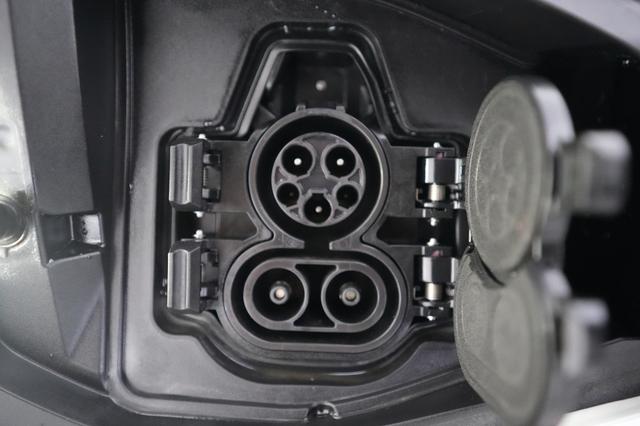 2024 Nissan Ariya — photo 8 of 23