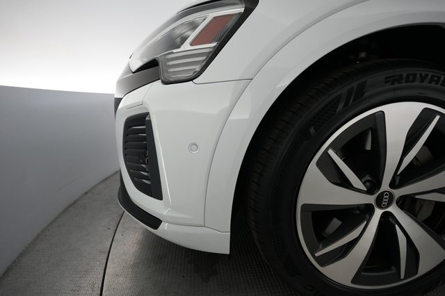 2024 Audi Q8 e-tron — photo 22 of 23