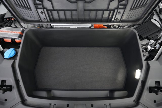 2024 Audi Q8 e-tron — photo 20 of 23