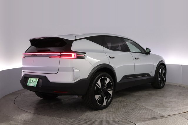 2025 Polestar 3 — photo 2 of 26