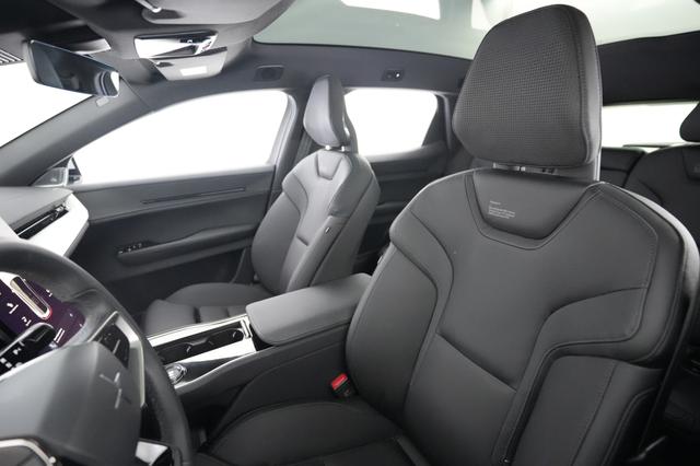 2025 Polestar 3 — photo 3 of 26
