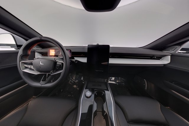 2025 Polestar 3 — photo 21 of 26