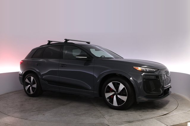 2025 Audi SQ6 e-tron — photo 11 of 25