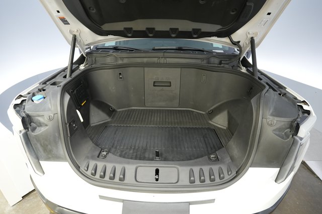 2023 Ford F-150 Lightning — photo 14 of 18