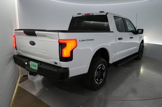2023 Ford F-150 Lightning — photo 2 of 18