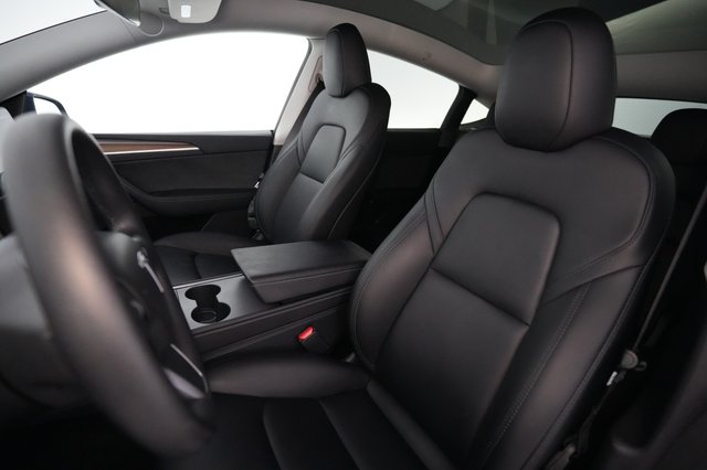 2023 Tesla Model Y — photo 3 of 21