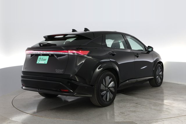 2023 Nissan Ariya — photo 2 of 27