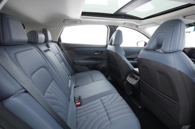 2023 Nissan Ariya — photo 3 of 27